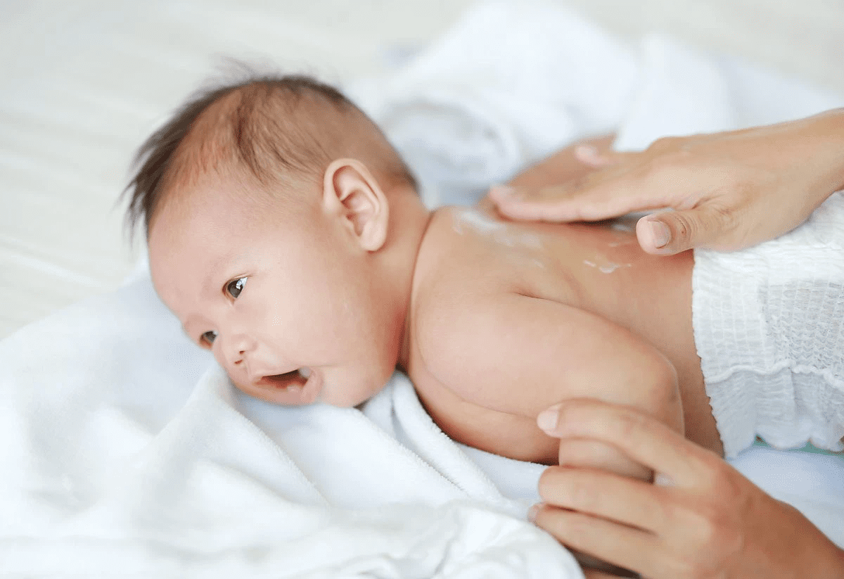 Kem bôi da Minh Hùng có gây kích ứng da không? Giải đáp chi tiết